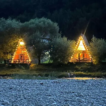 Shalet Колочава